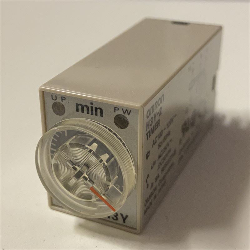 H3Y-2,シーケンス制御用超小型タイマ,3min AC100-120Vオムロン(OMRON) - 1