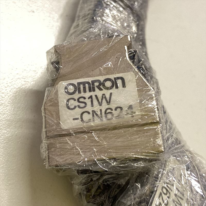 CS1W-CN624,I/O接続ケーブルオムロン(OMRON) - 2