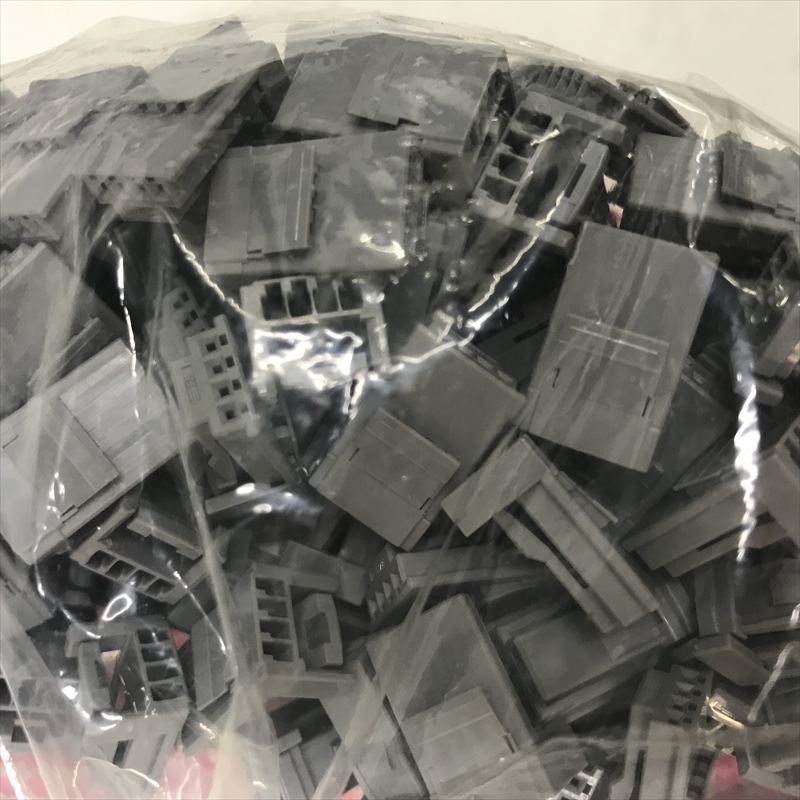 1473672-2,コネクタ/ハウジング,灰,タイコエレクトロニクス(AMP),99個 - 1