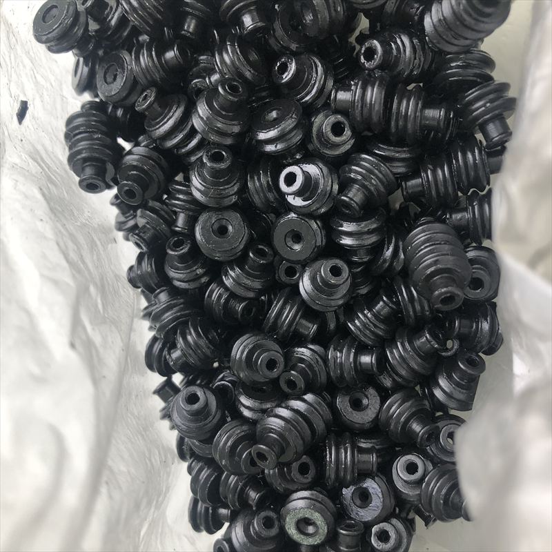 RS150-01000,ワイヤーシール/防水ゴム栓,黒,古河電工(三菱電線/菱星電装/SJD),445個 - 1