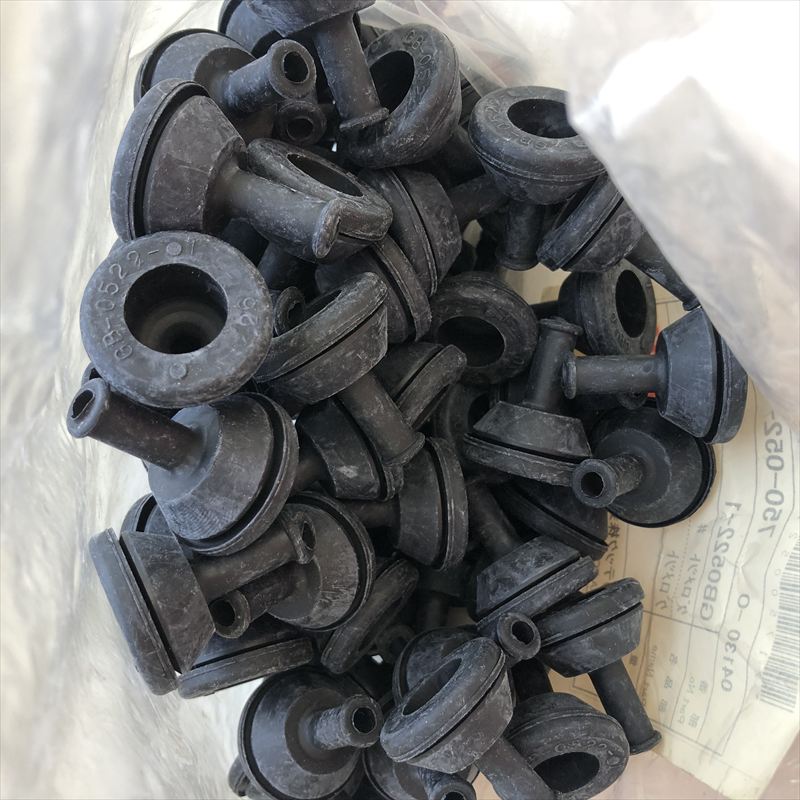 GB0522-1,グロメット,黒,古河電工(三菱電線/菱星電装/SJD),168個 - 1