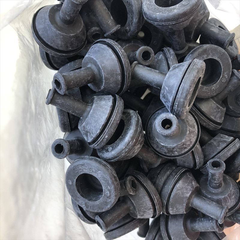 GB0522-1,グロメット,黒,古河電工(三菱電線/菱星電装/SJD),200個 - 1