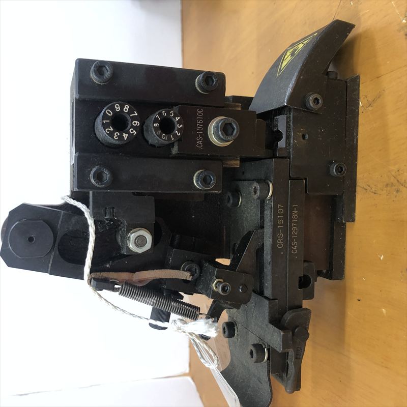 173631,アプリケーター,JAMタイプ,タイコエレクトロニクス(AMP),1台 - 1