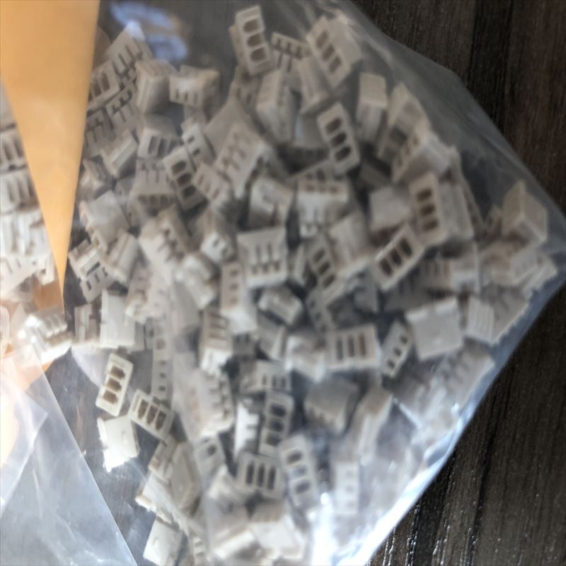 CHP1103-0101,コネクタ/ハウジング,SMK,257個 - 1