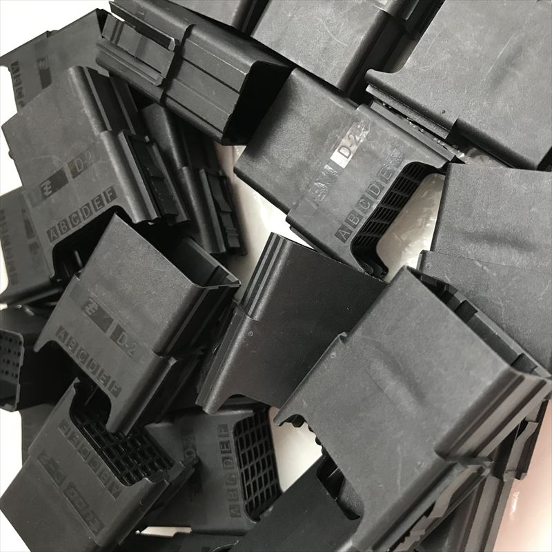 1747366-1,コネクタ/ハウジング,タイコエレクトロニクス(AMP),23個 - 1