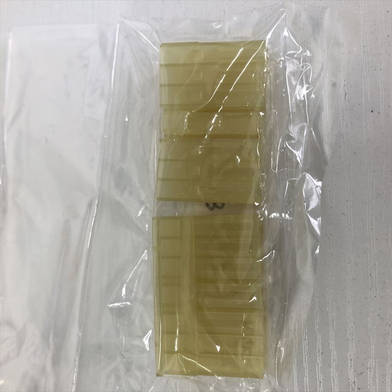 171358-1,コネクタ/ハウジング,タイコエレクトロニクス(AMP),2個 - 1