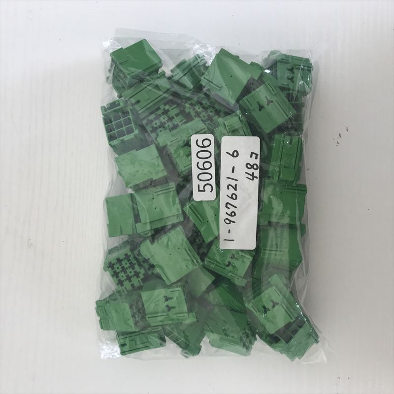 1-967621-6,コネクタ/ハウジング,緑,タイコエレクトロニクス(AMP),48個 - 1