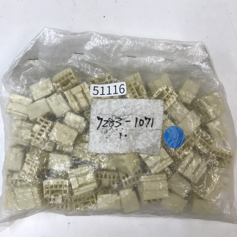 7283-1071,コネクタ/ハウジング,矢崎(YAZAKI),70個