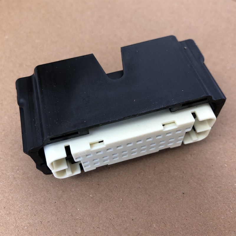 1456570-1,コネクタ/ハウジング,黒/白,タイコエレクトロニクス(AMP),90個 - 1