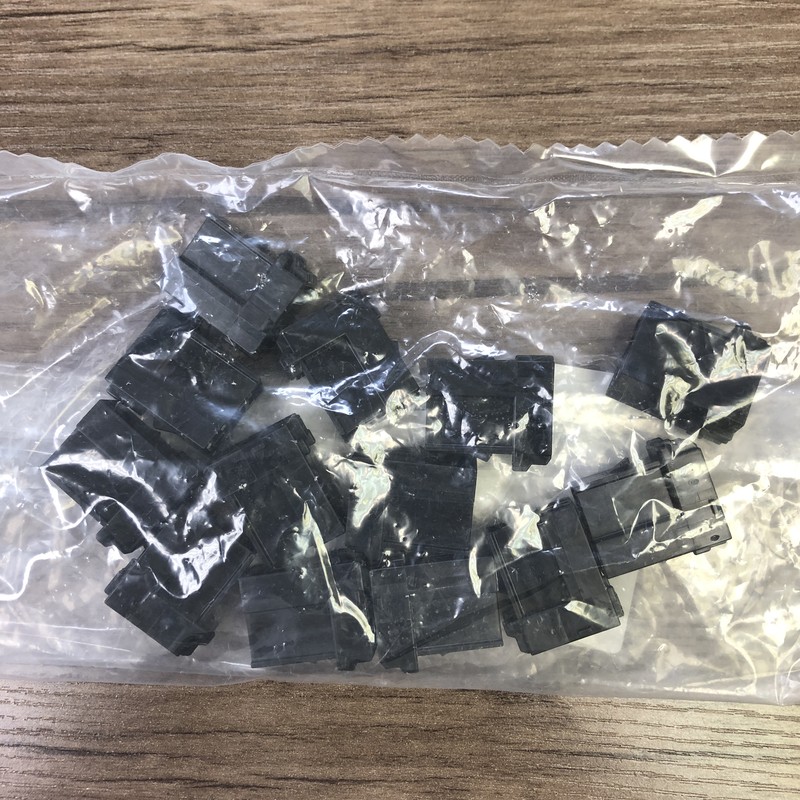 NDSD04F-B-N/M121339000-M00/PU245-04020,コネクタ/ハウジング,黒,古河電工(三菱電線/菱星電装/SJD),13個 - 1