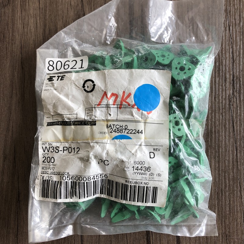 W3S-P012,ウエッジ,緑,タイコエレクトロニクス(AMP),63個 - 1