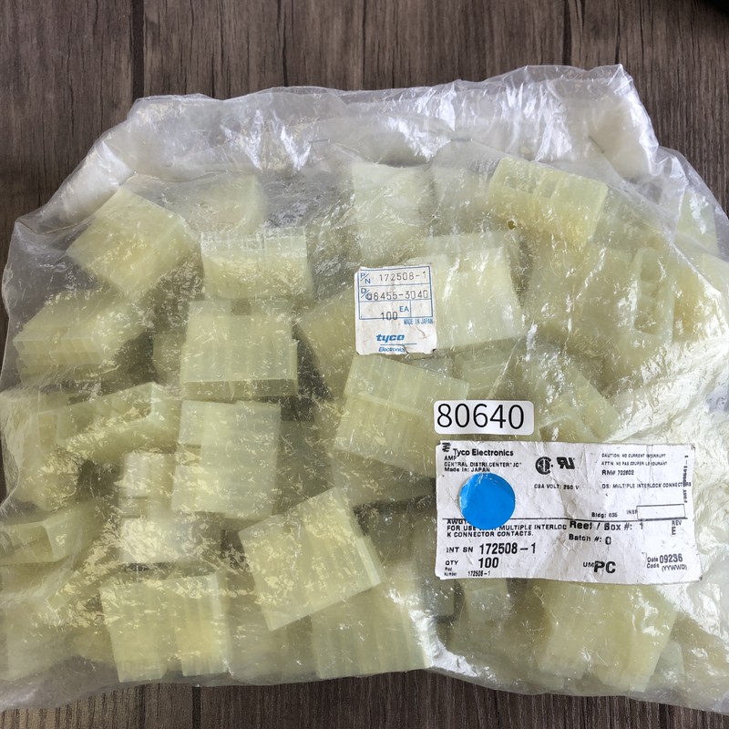 172508-1,コネクタ/ハウジング,タイコエレクトロニクス(AMP),93個 - 1