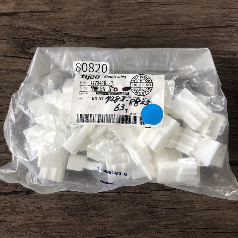 1473410-1,コネクタ/ハウジング,白,タイコエレクトロニクス(AMP),37個 - 1