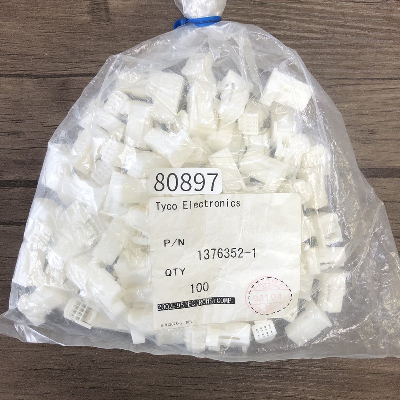 1376352-1,コネクタ/ハウジング,タイコエレクトロニクス(AMP),100個 - 1